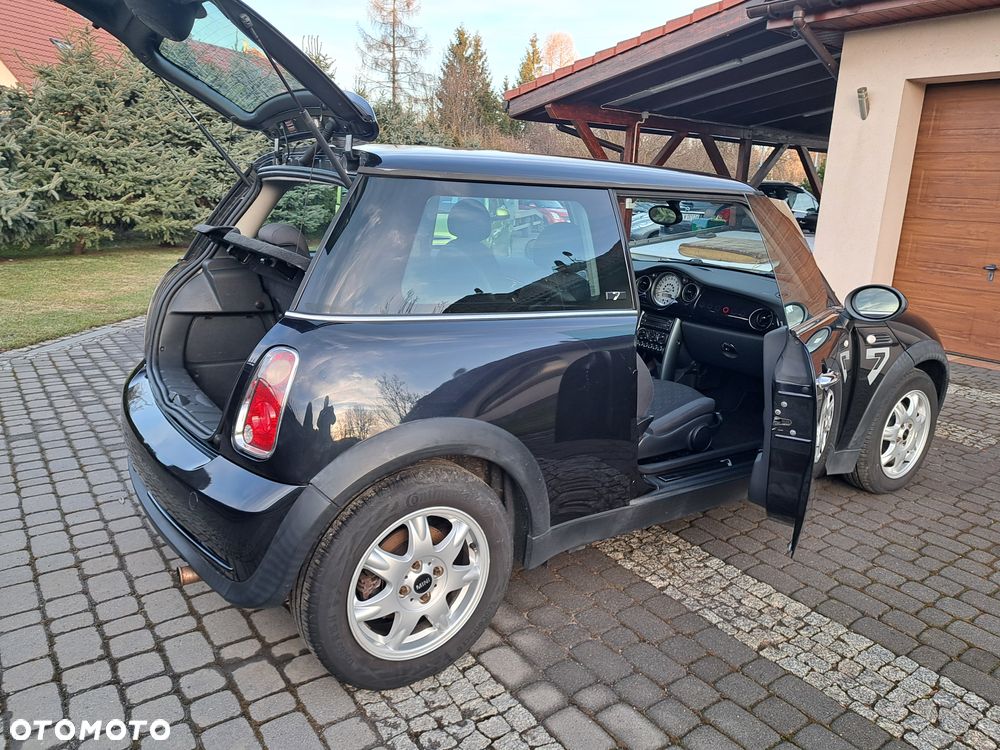MINI ONE Seven - 22