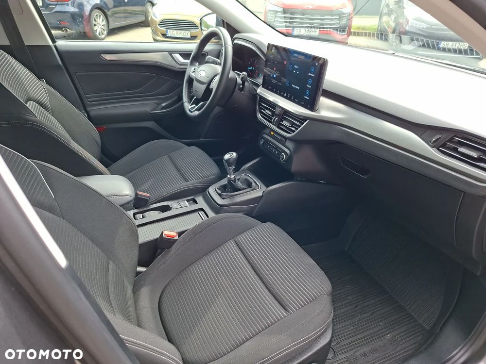 Ford Focus 1.0 EcoBoost Titanium - 33