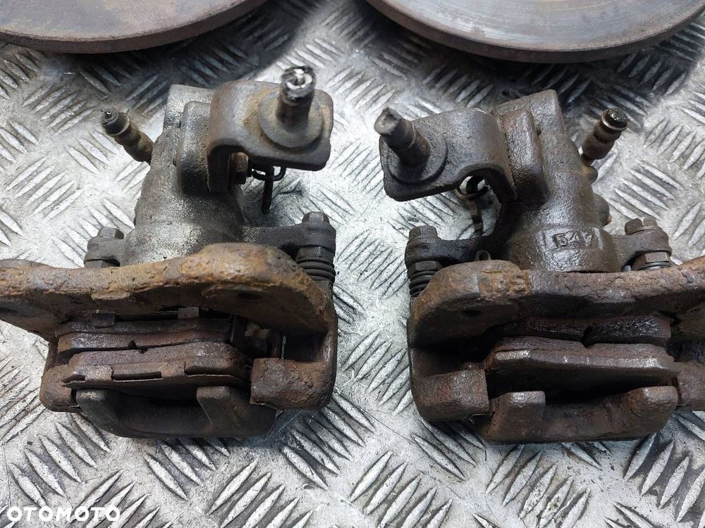 TARCZE HAMULCOWE TYŁ + KLOCKI + ZACISKI HONDA CIVIC VII HB 5D - 3