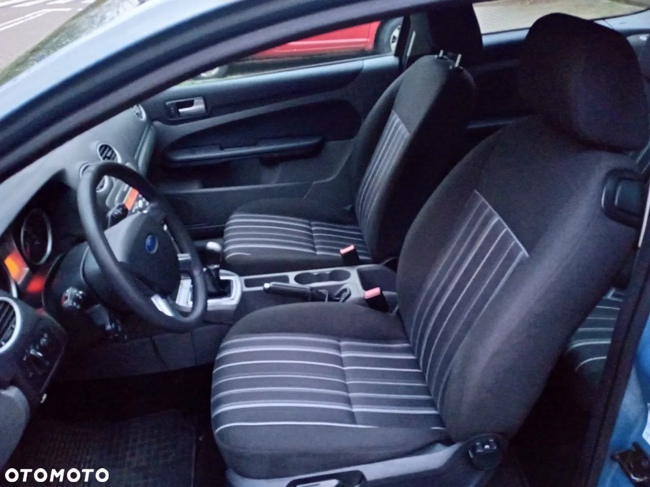 Ford Focus - 12