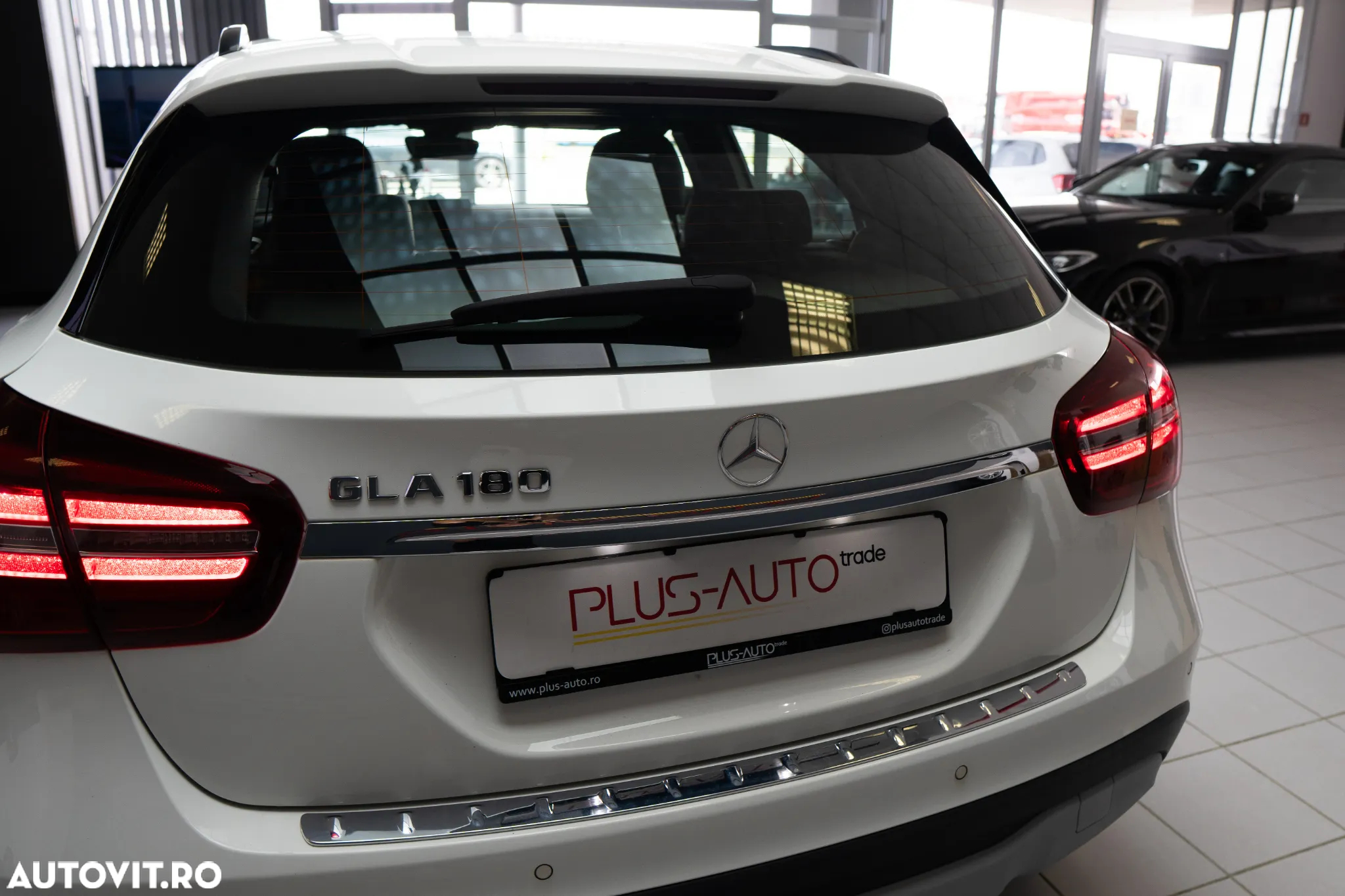 Mercedes-Benz GLA - 20