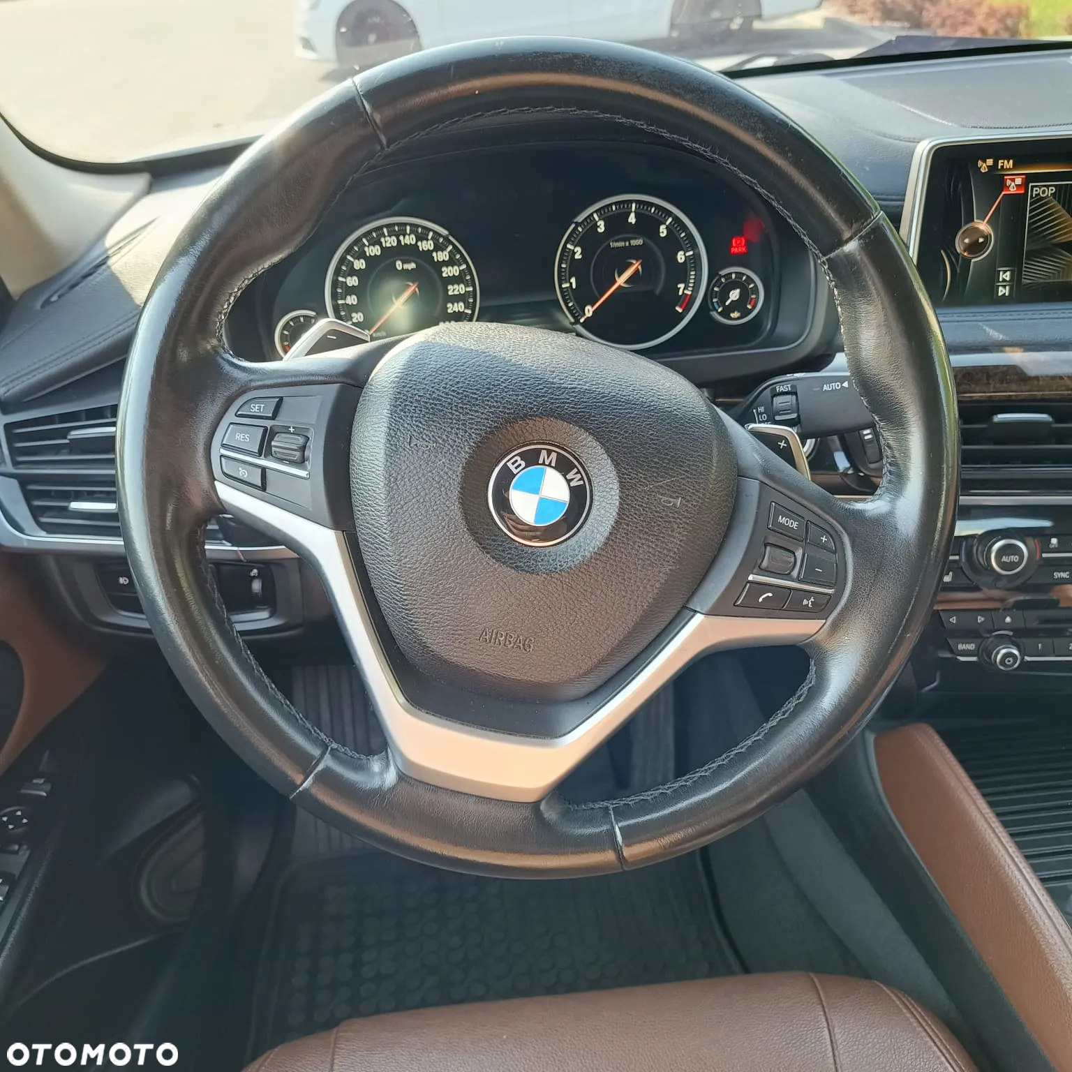 BMW X6 xDrive35i - 8