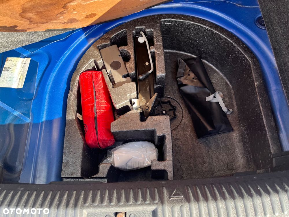 Volkswagen Polo 1.2 Comfortline - 16