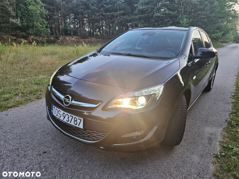 Opel Astra 2.0 CDTI Exklusiv - 18