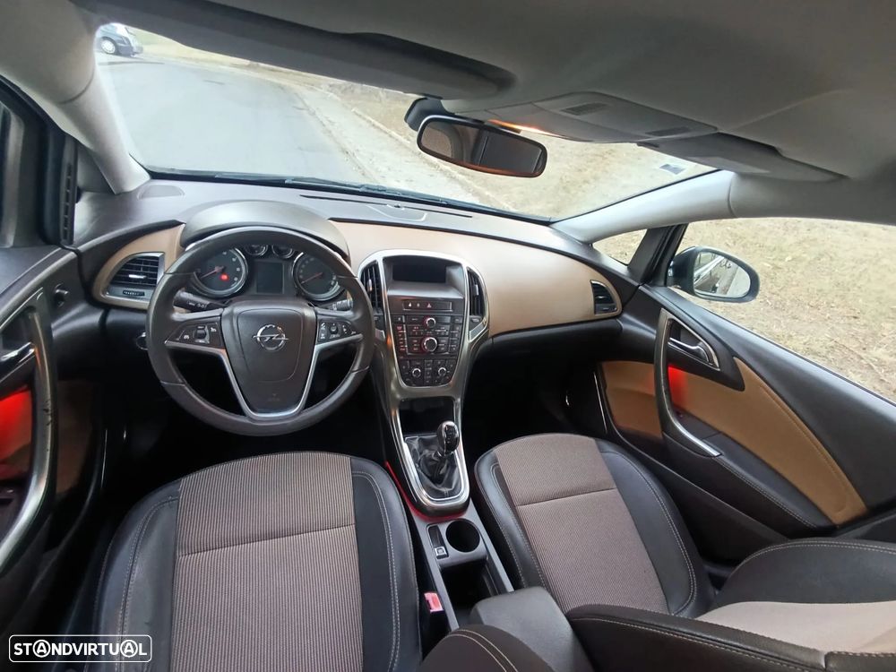 Opel Astra Sports Tourer 1.7 CDTi Cosmo - 12