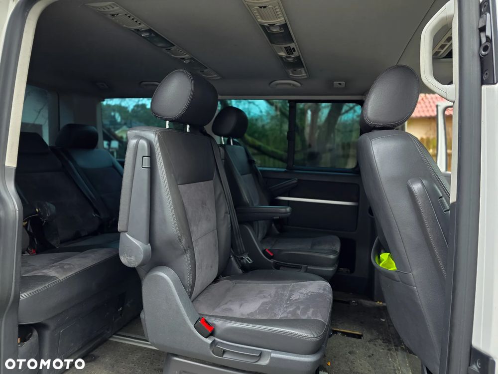 Volkswagen Multivan - 16