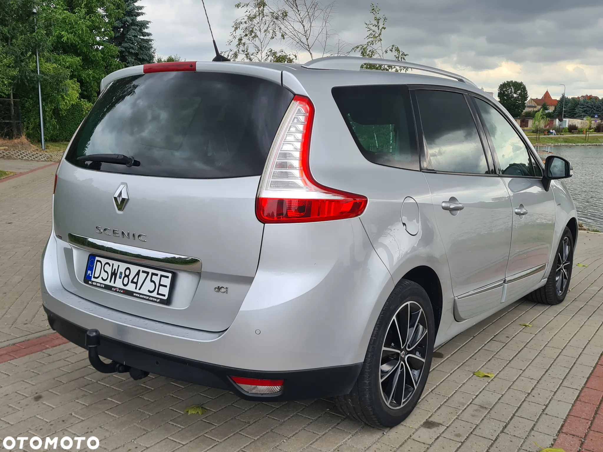 Renault Scenic dCi 160 Bose Edition - 14