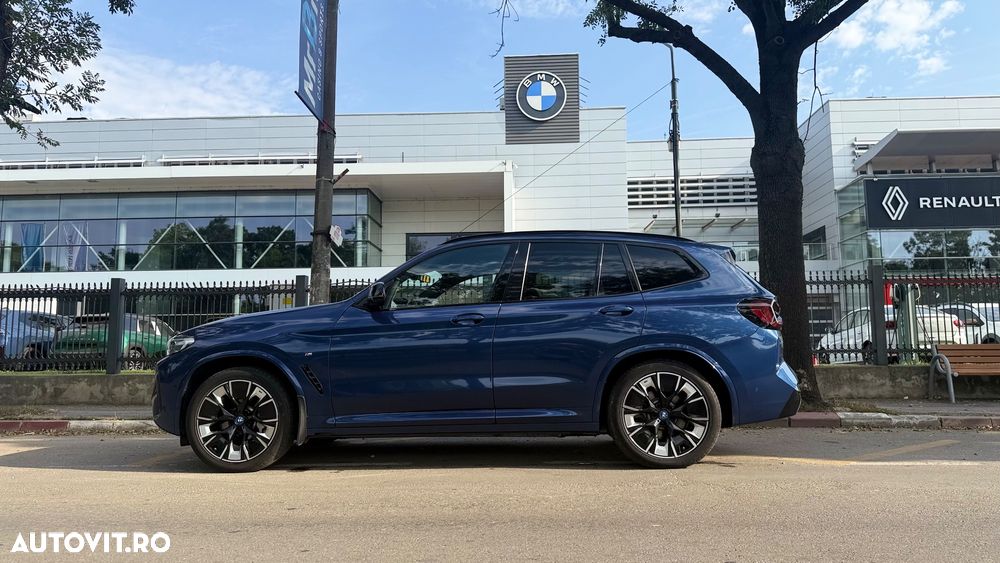 BMW iX3 Standard - 2