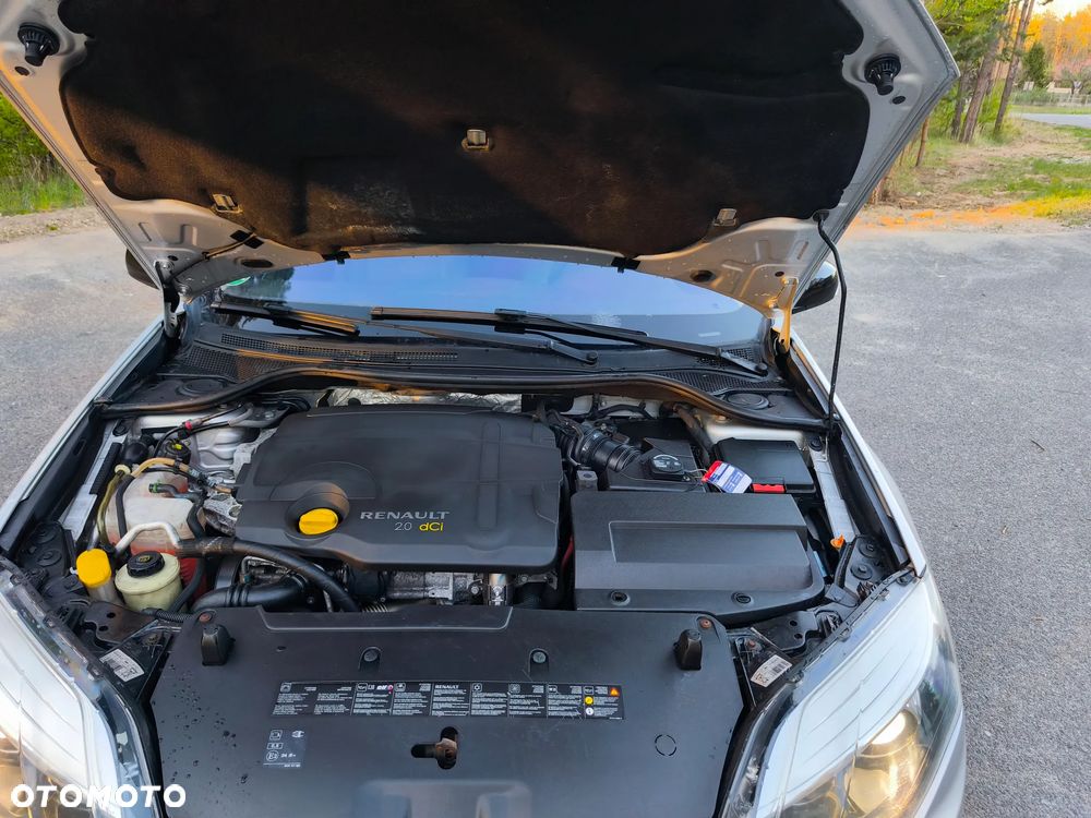 Renault Laguna 2.0 DCi FAP GT - 19