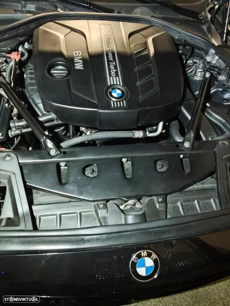 BMW 525 d Exclusive Auto - 12