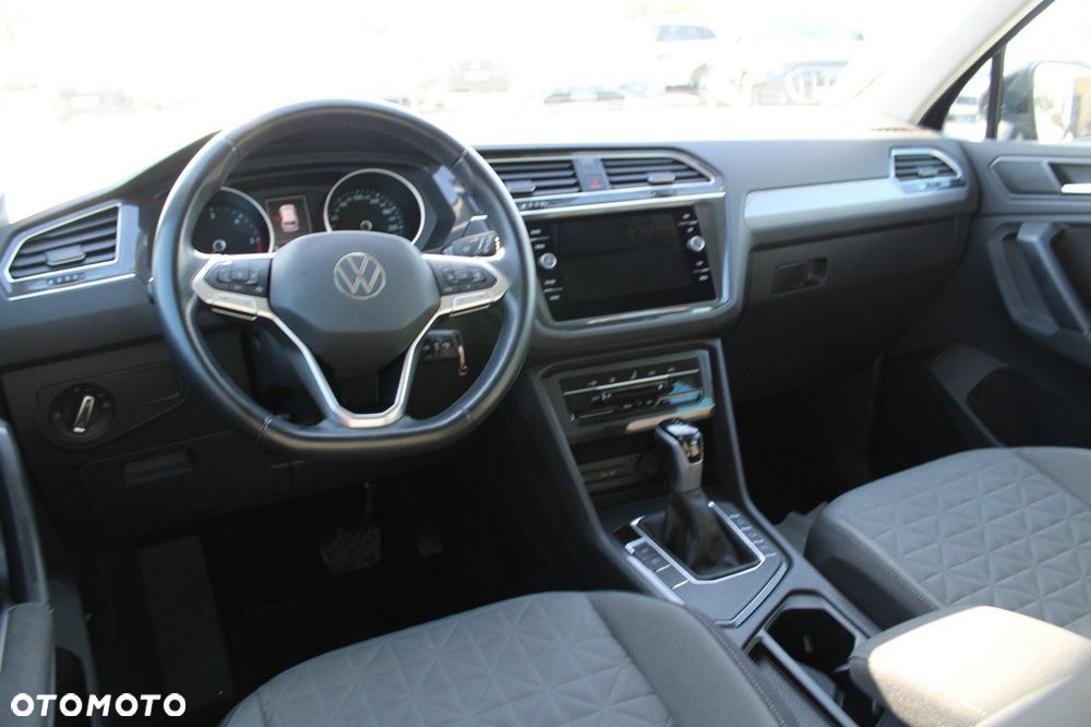 Volkswagen Tiguan - 14