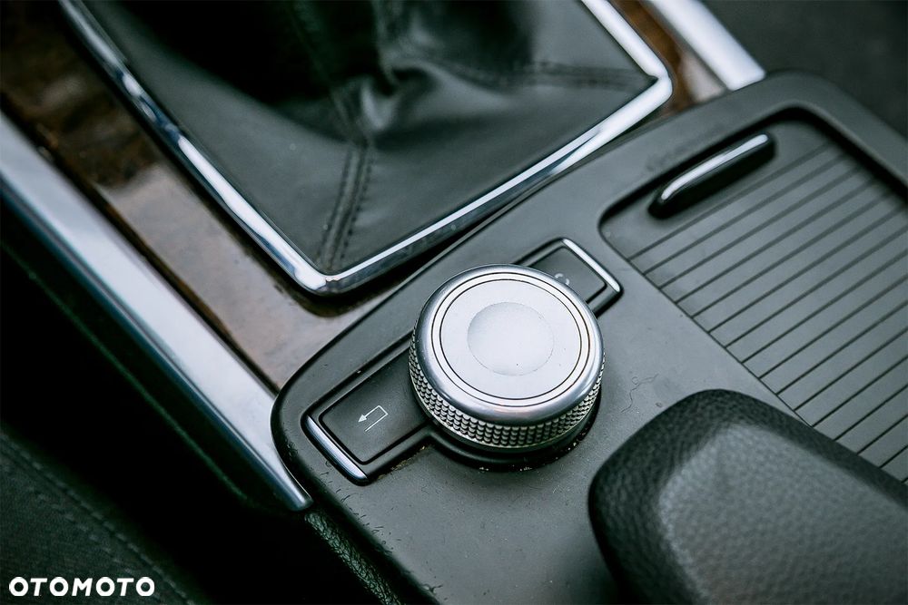Mercedes-Benz Klasa E 250 CDI BlueEff - 16
