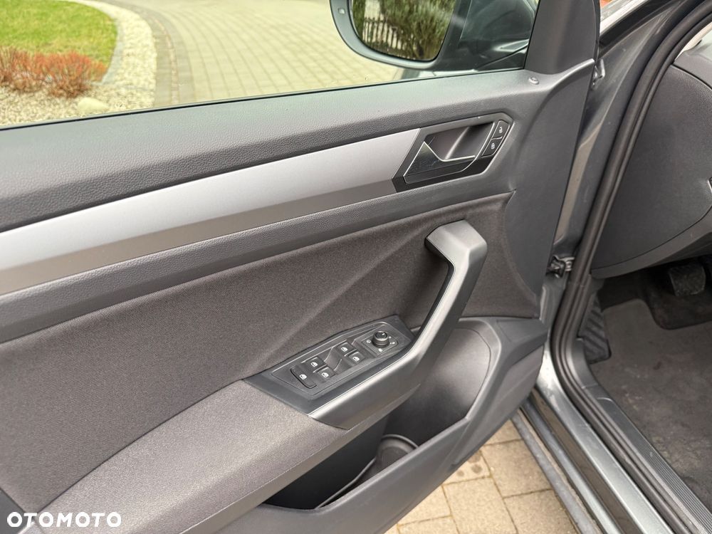 Volkswagen T-Roc 1.5 TSI Life Plus DSG - 15