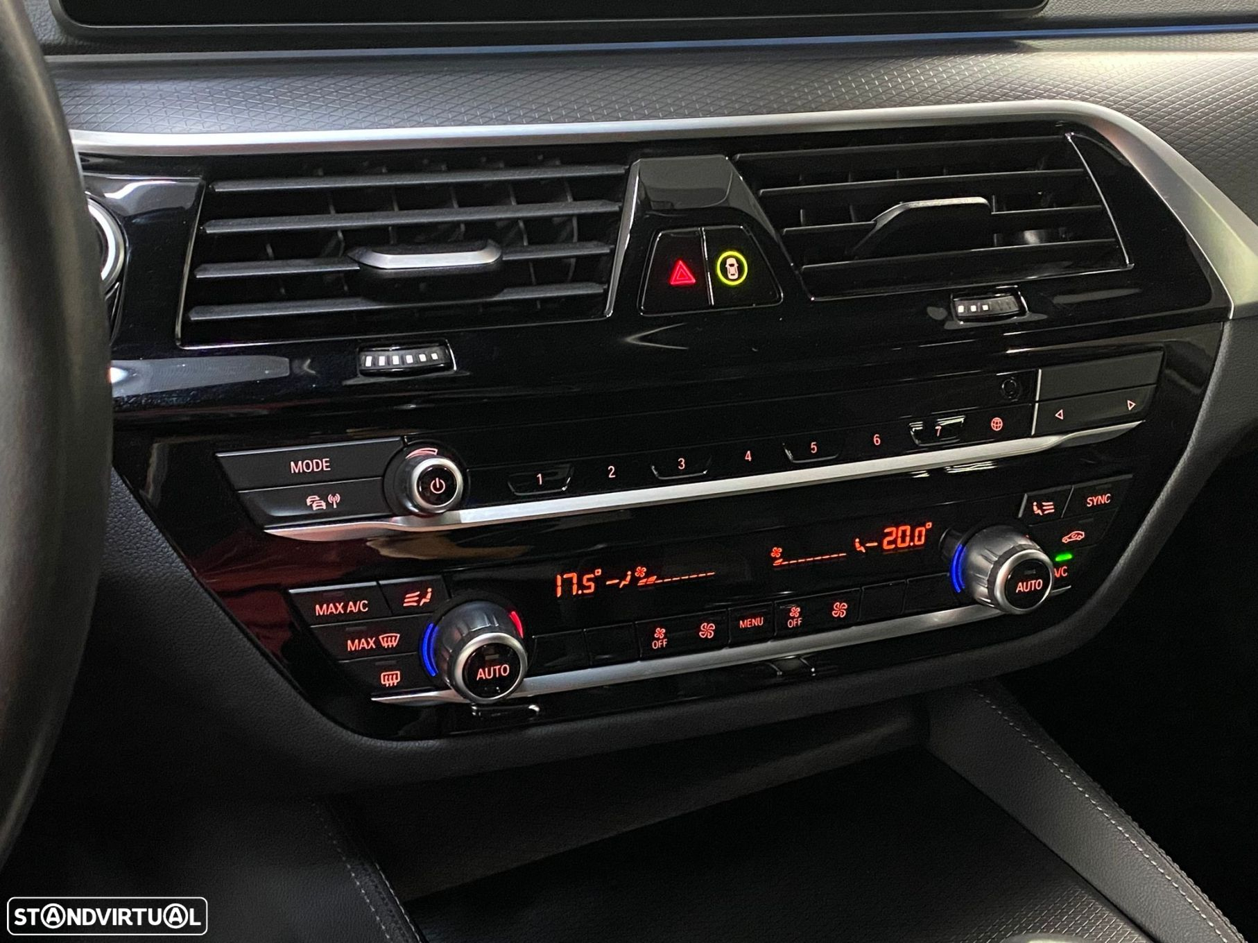BMW 530 e Pack Desportivo M - 19