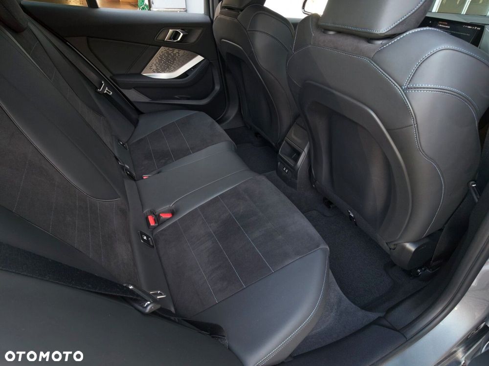 BMW Seria 1 - 12