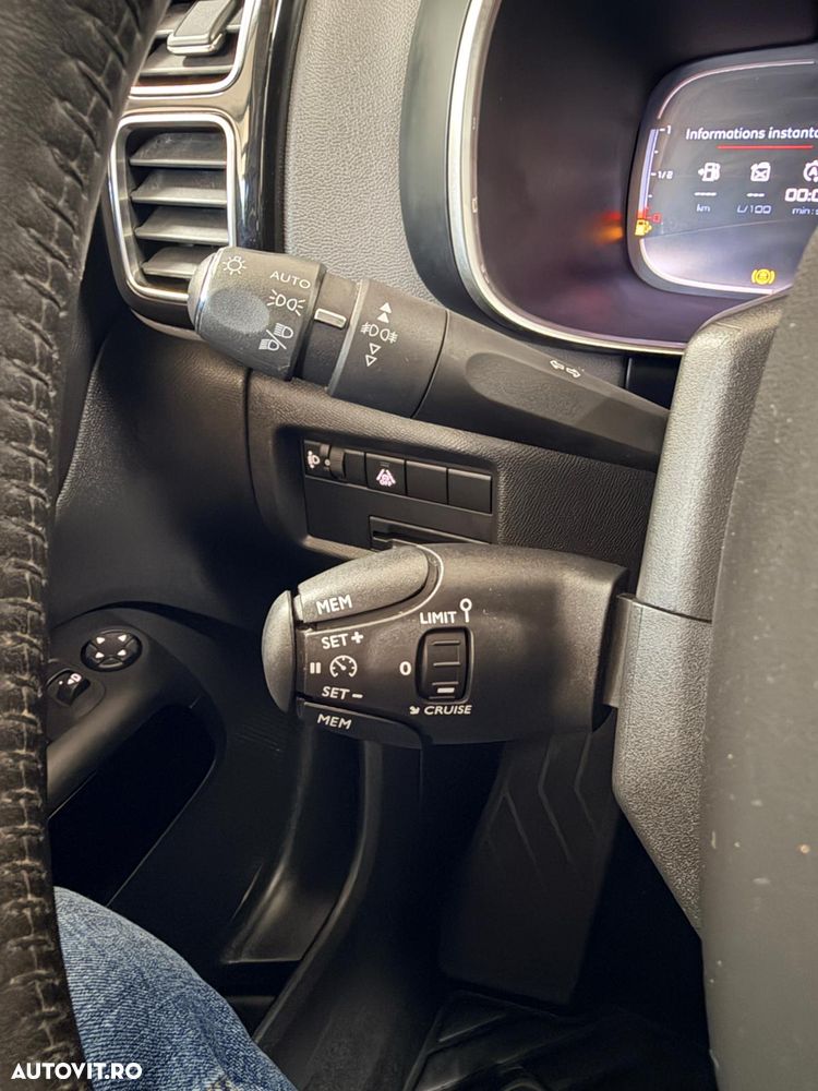 Citroën C5 Aircross 1.2 PureTech S&S BVM6 Live Pack - 31