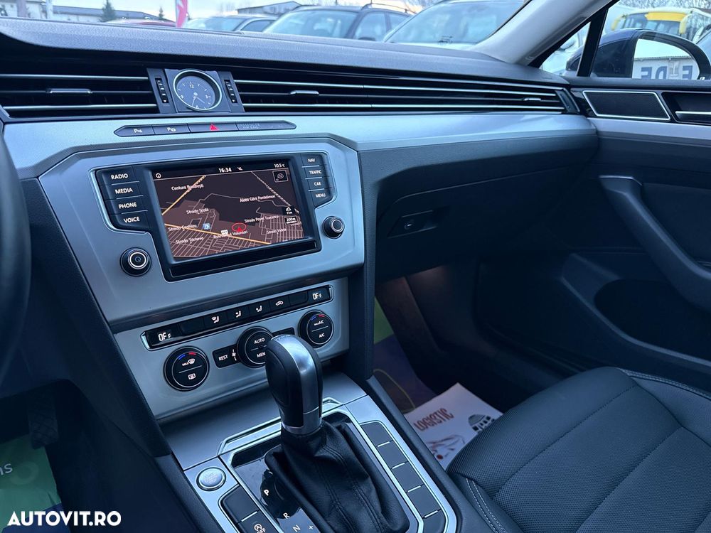 Volkswagen Passat 1.6 TDI (BlueMotion Technology) DSG Comfortline - 30