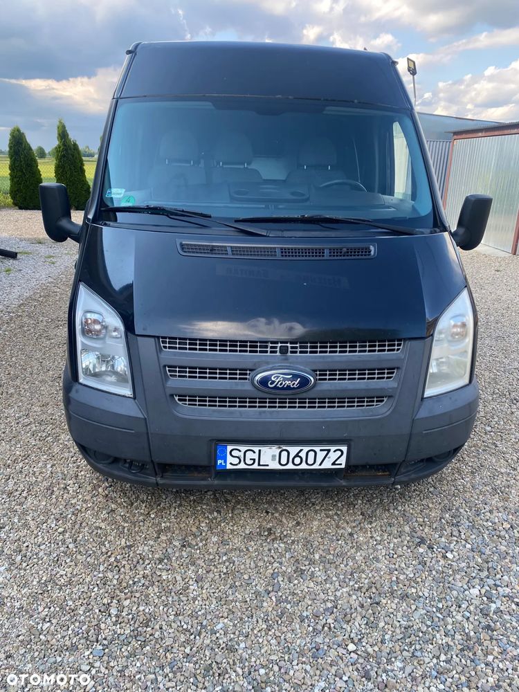 Ford Transit - 1