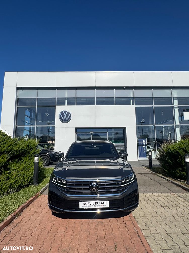 Volkswagen Touareg V6 TDI 4MOTION Elegance - 2