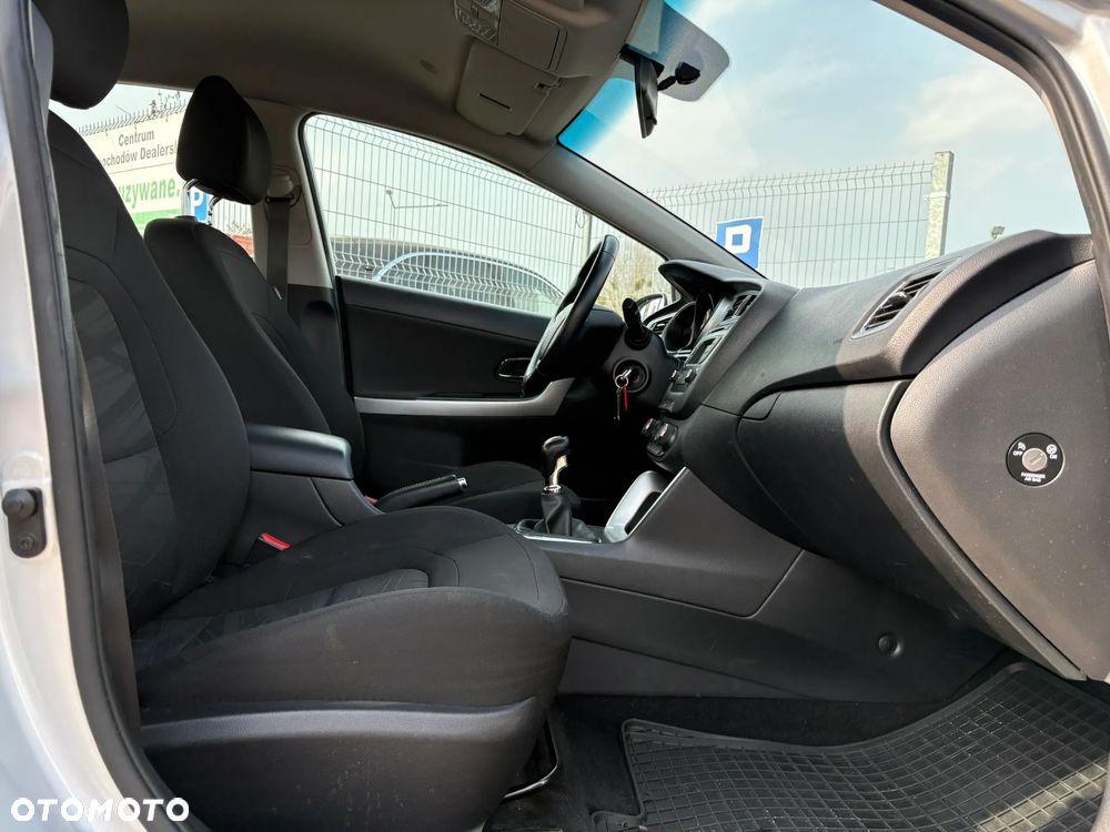 Kia Ceed 1.6 CRDi M - 20