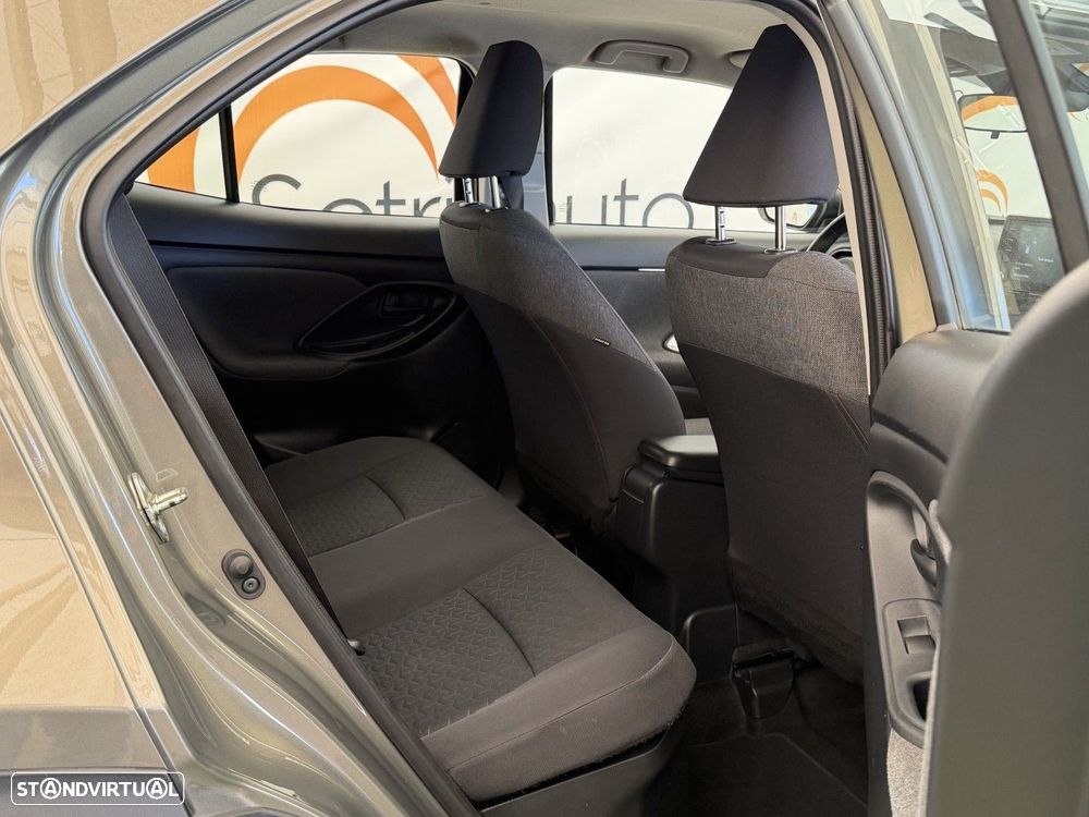 Toyota Yaris Cross 1.5 HDF Comfort - 12