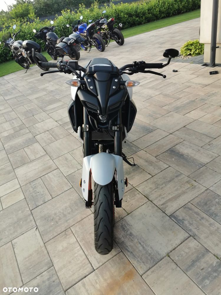 Yamaha MT - 16