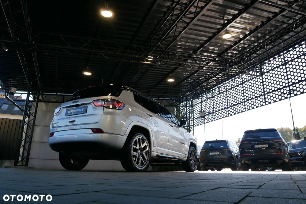 Jeep Compass - 40