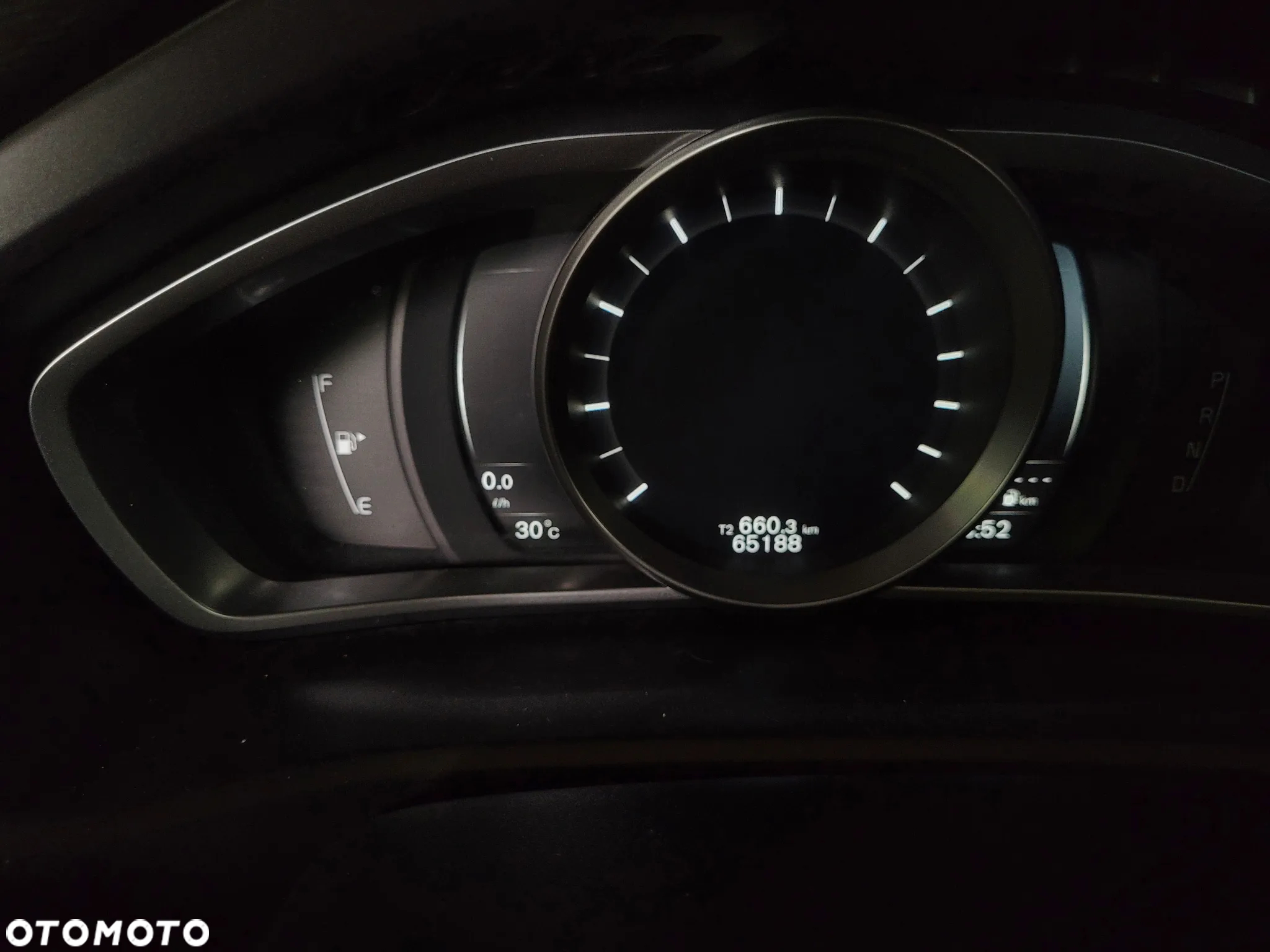 Volvo V40 T3 Drive-E Momentum - 27