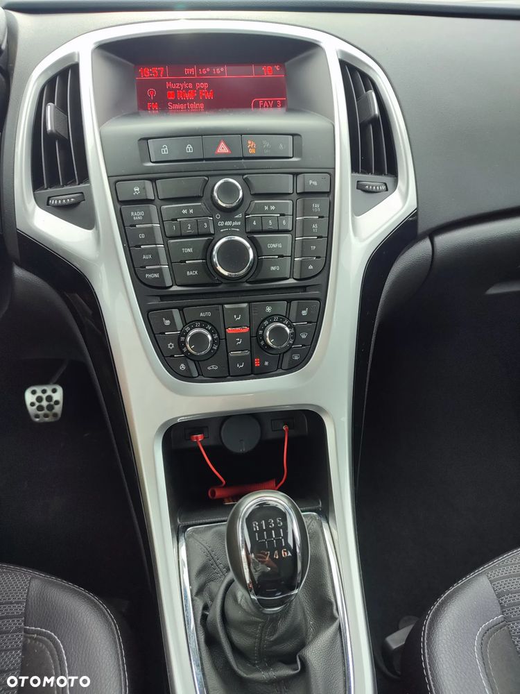 Opel Astra 1.4 T Active EU6 - 11
