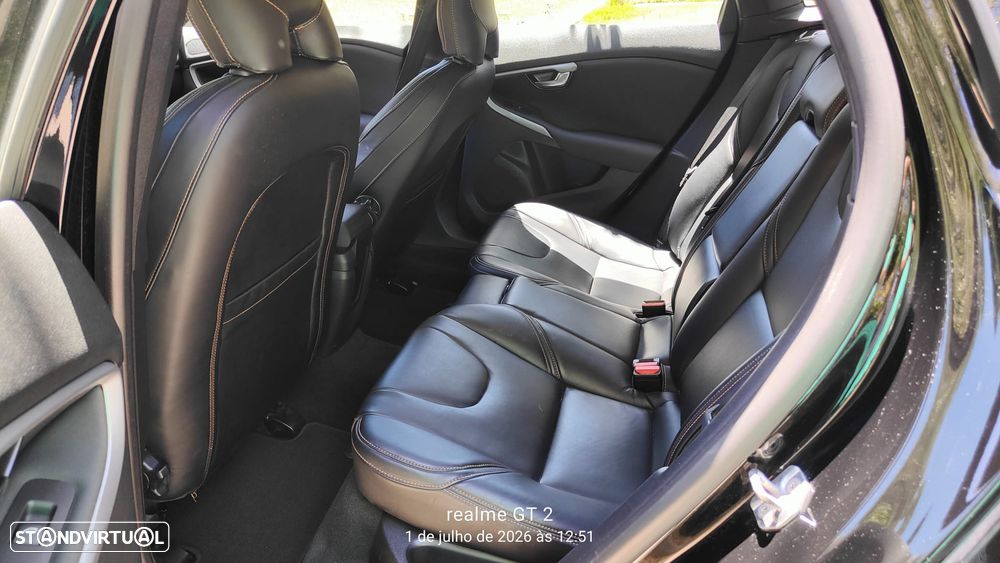 Volvo V40 Cross Country 2.0 D3 - 3