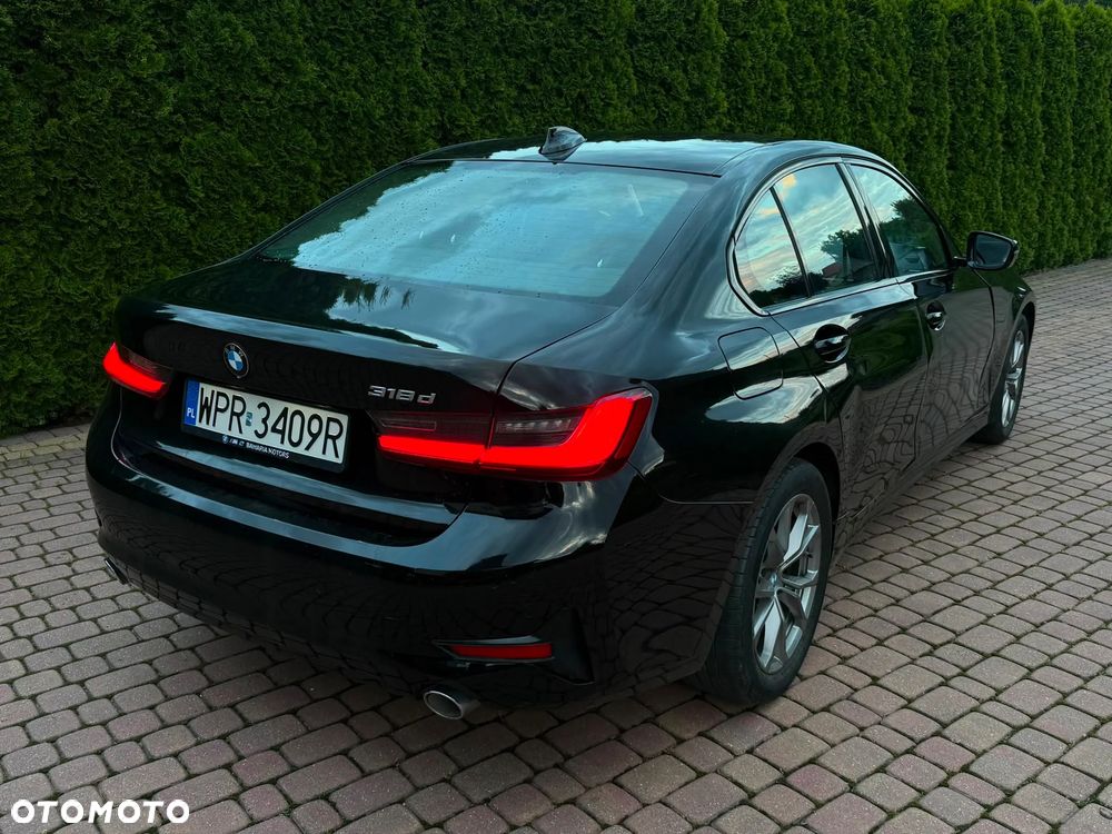 BMW Seria 3 318d Sport Line Shadow - 11