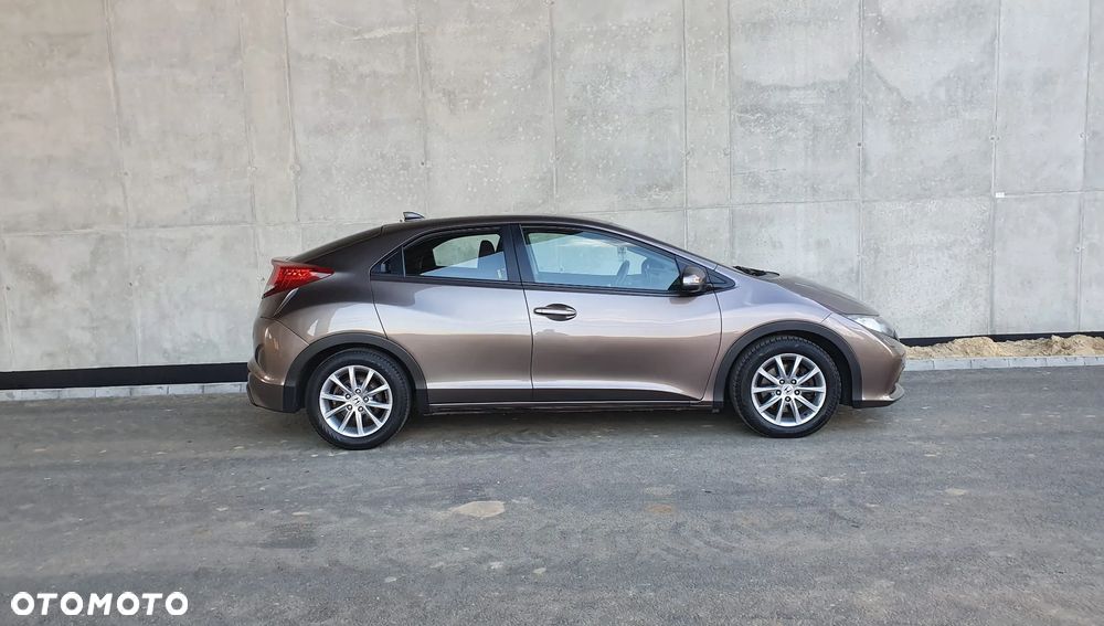 Honda Civic 1.8 i-VTEC Automatik Elegance - 8