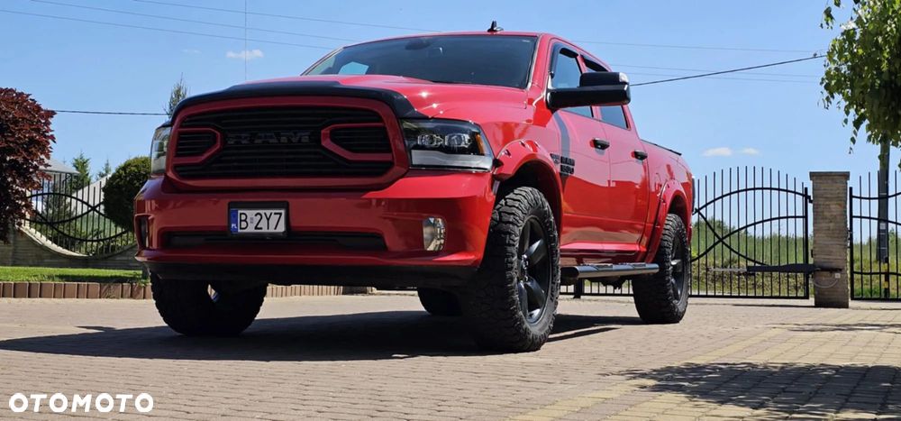 Dodge RAM 1500 5.7 4x4 - 14