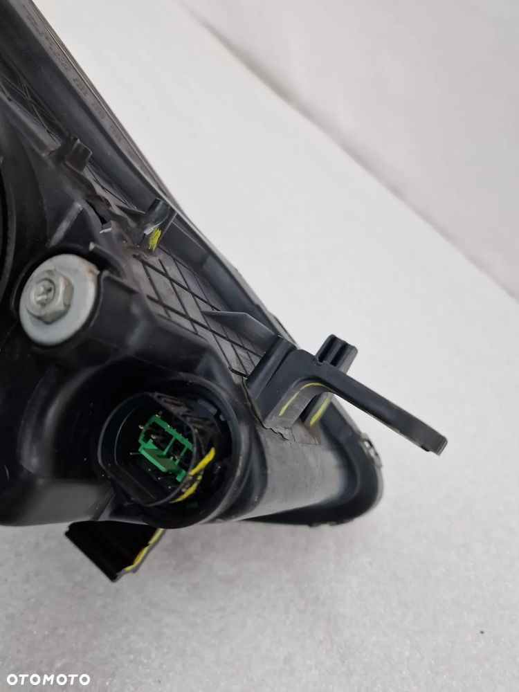 HYUNDAI I30 II 12- LEWA LAMPA PRZEDNIA PRZÓD , NR 92101-A6020 , NR AUKCJI LA519 - 18