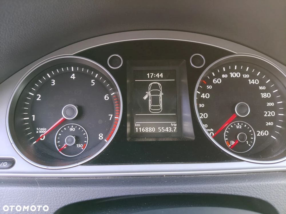 Volkswagen Passat 1.4 TSI BMT Comfortline - 14