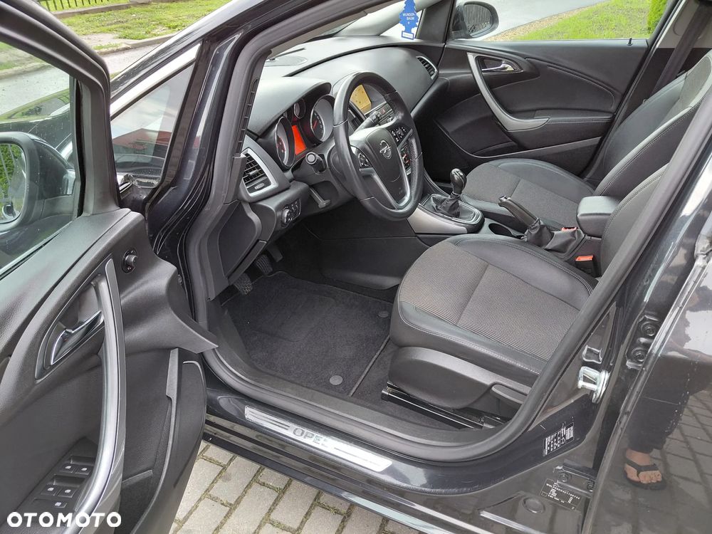Opel Astra 1.6 Exklusiv - 24