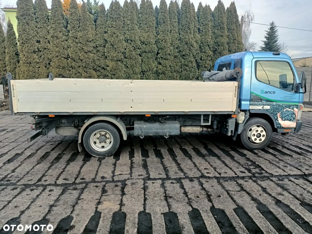Mitsubishi FUSO - 6