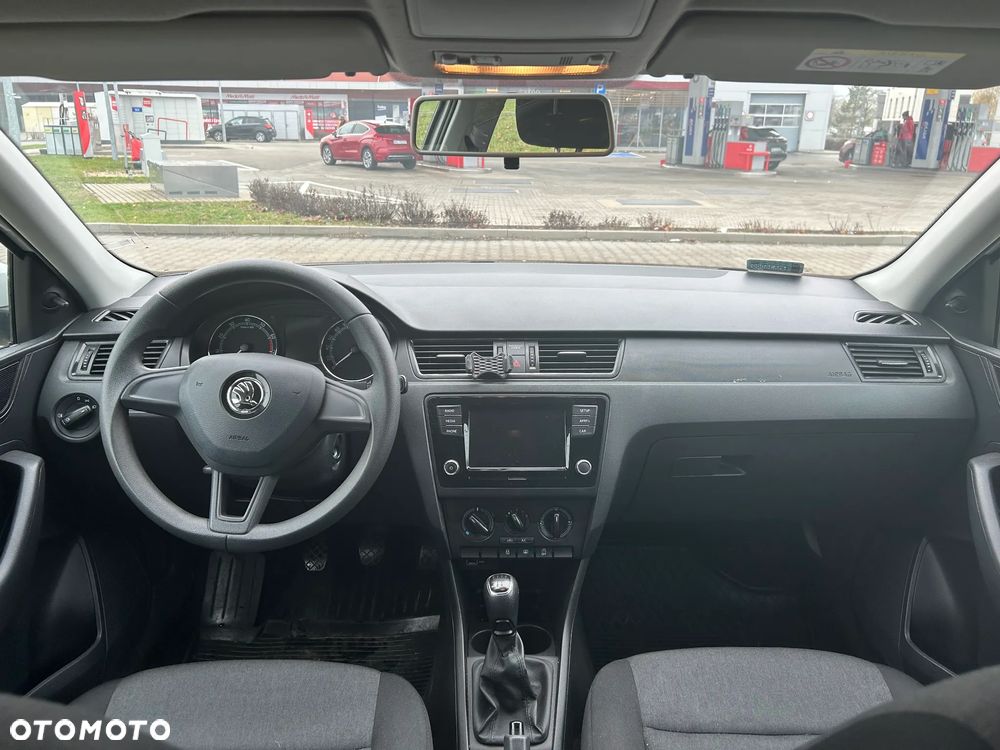 Skoda RAPID 1.0 TSI Active - 9