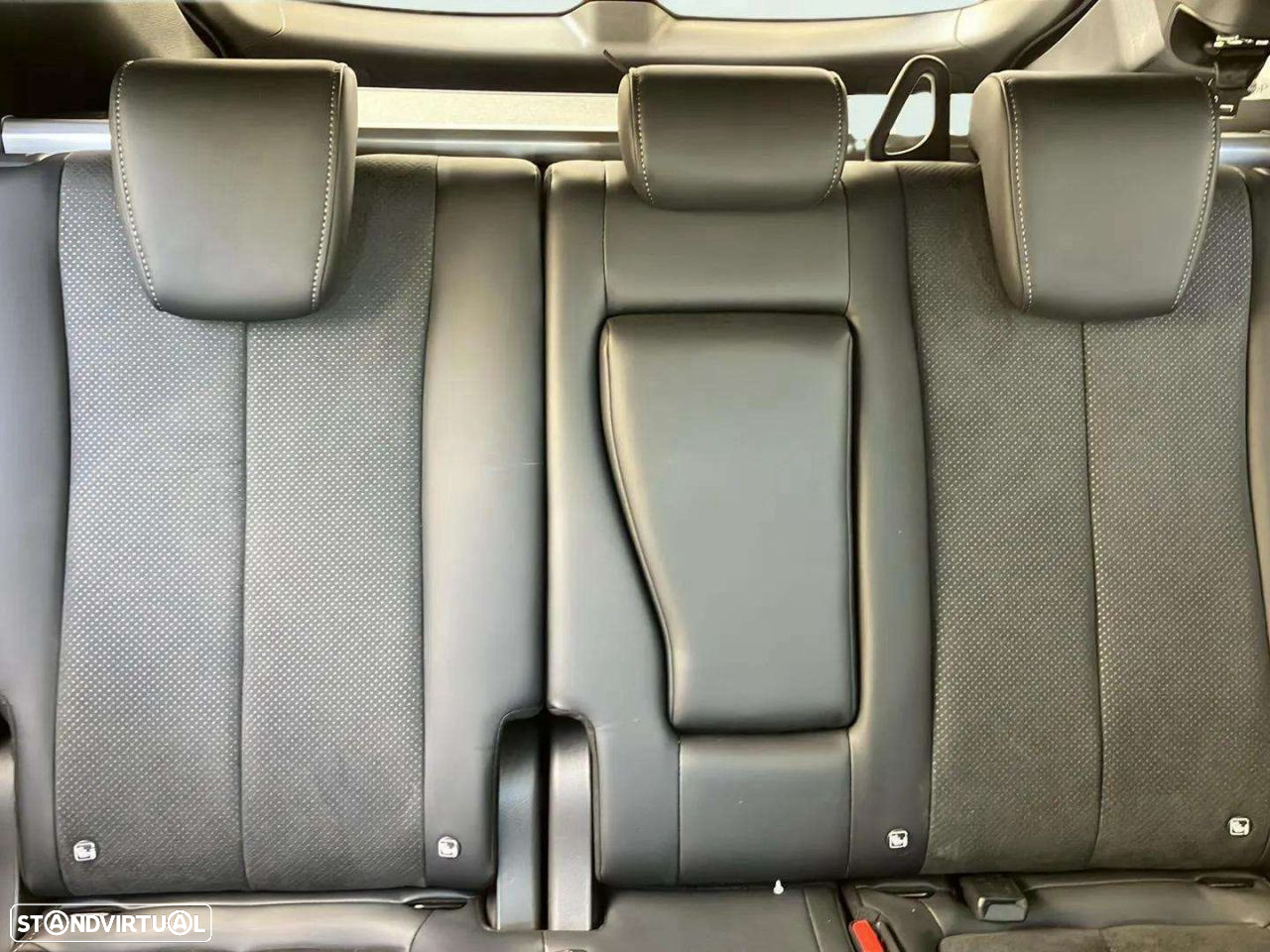 Mitsubishi Eclipse Cross - 15