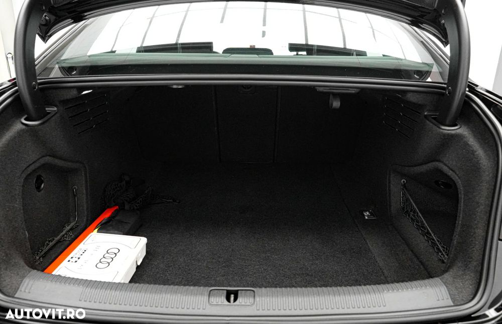 Audi A4 Limuzina 40 TFSI S tronic MHEV Advance - 27