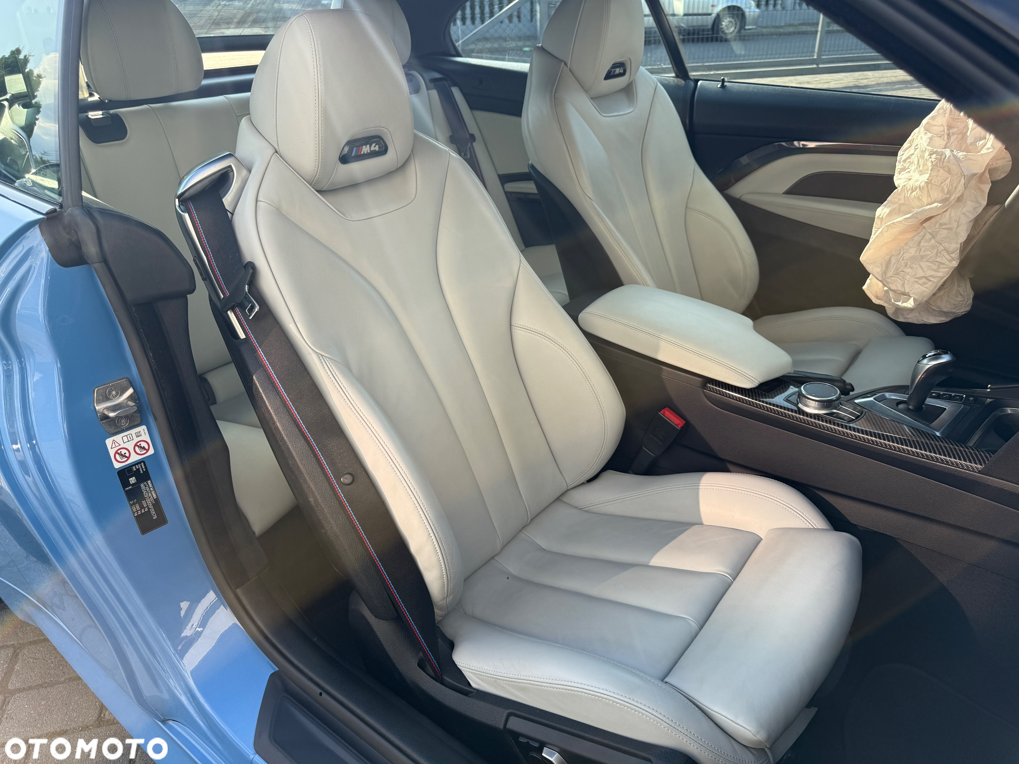 BMW M4 Cabrio DKG Competition - 35