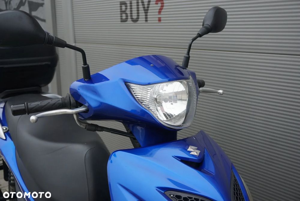 Suzuki Burgman - 10