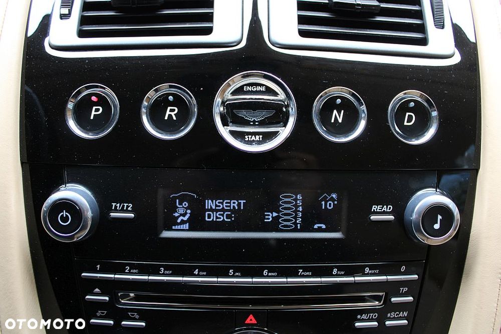 Aston Martin Rapide S - 29