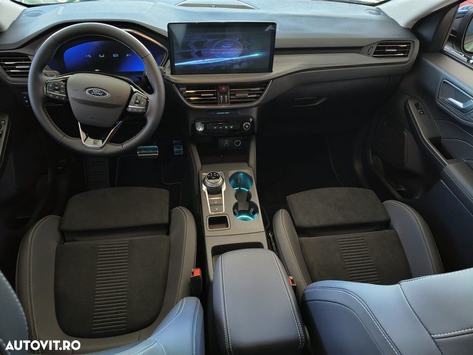 Ford Kuga - 9