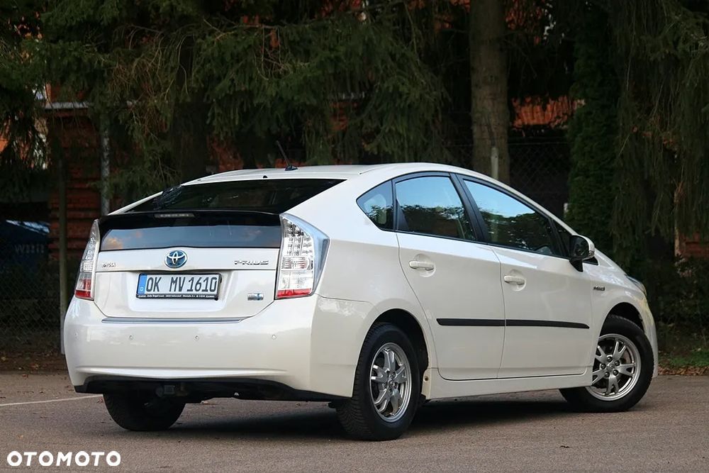 Toyota Prius Plug-in 1.8 HSD Premium - 22