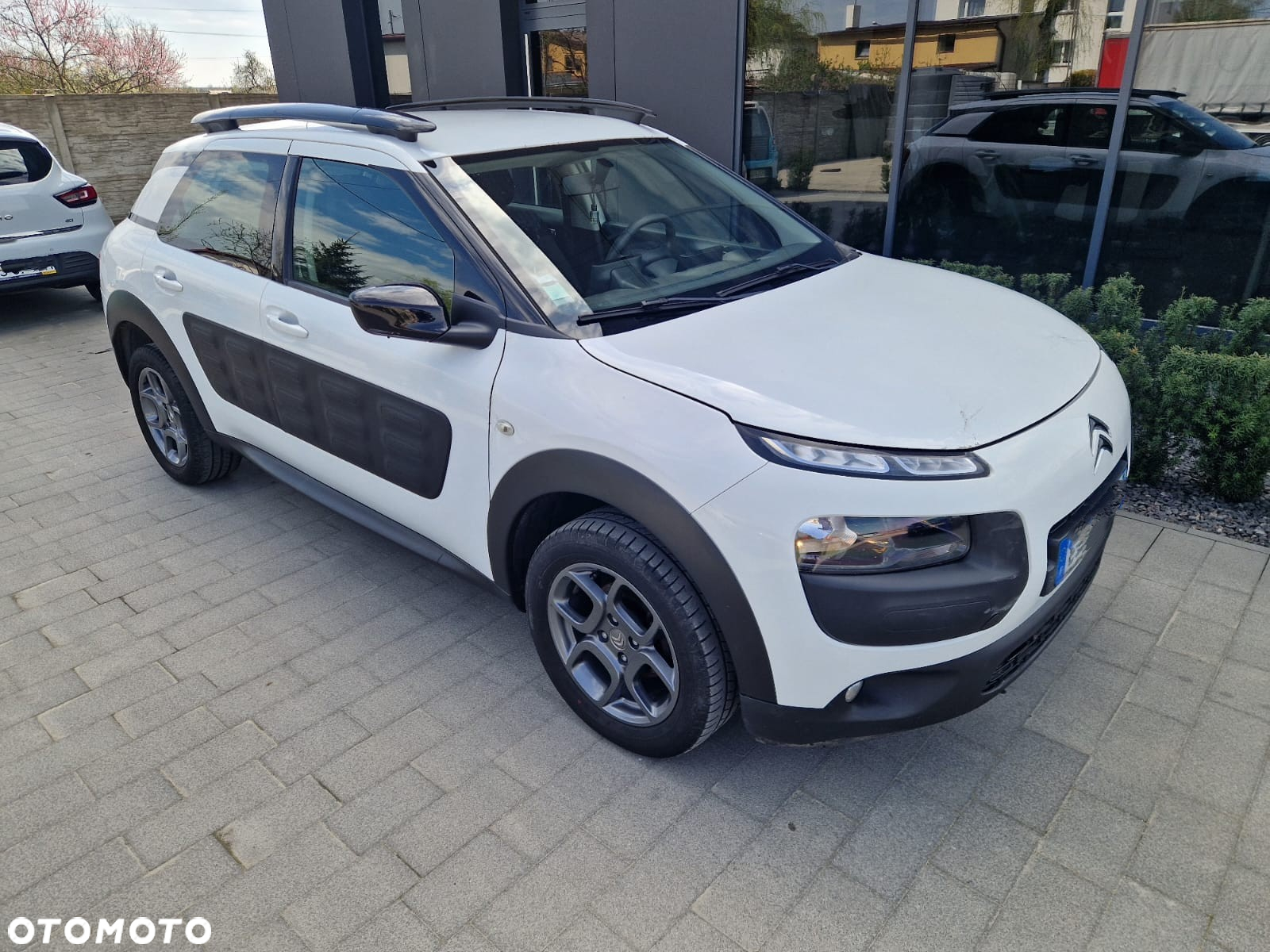 Citroën C4 Cactus - 12