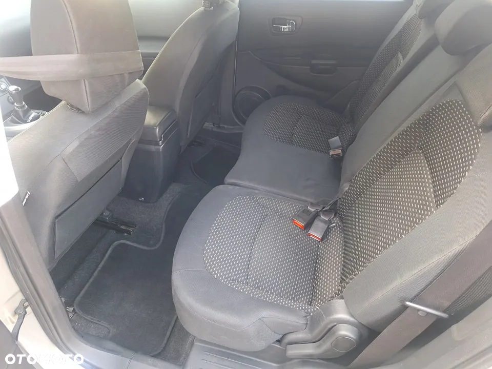 Nissan Qashqai+2 - 5