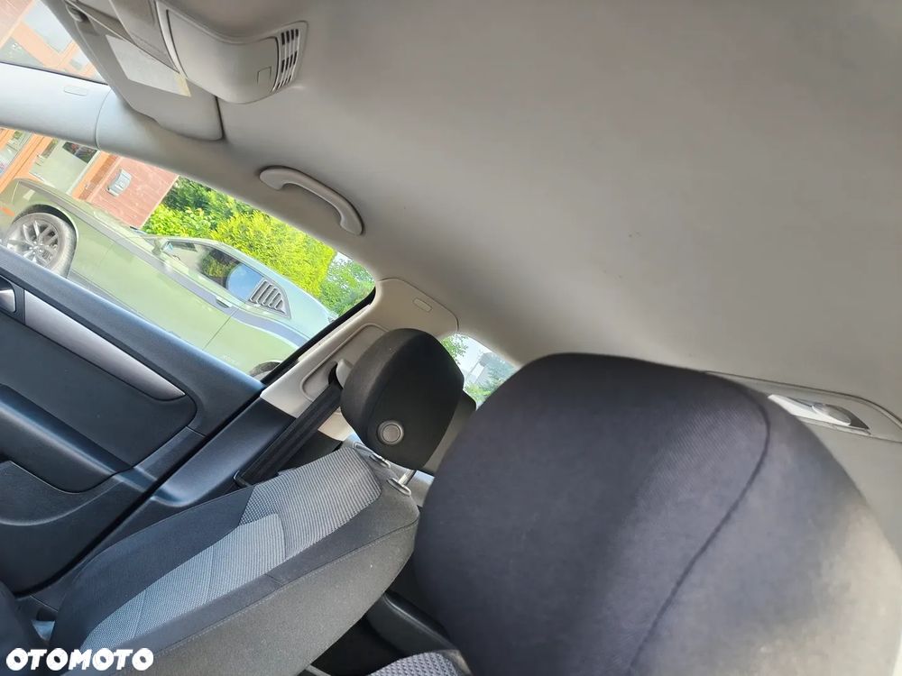 Volkswagen Passat 2.0 Blue TDI SCR Comfortline - 24