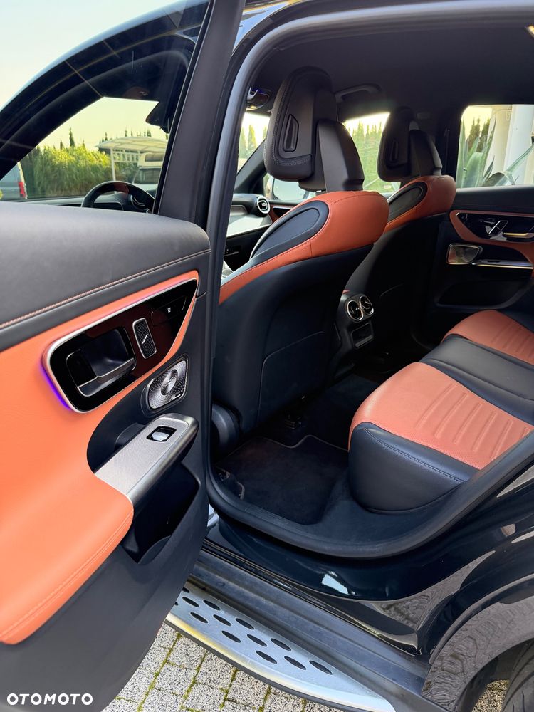 Mercedes-Benz GLC 200 mHEV 4-Matic AMG Line - 29