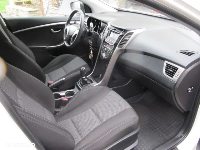 Hyundai i30 1.4 Classic - 13
